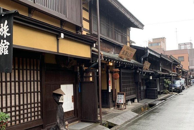 private-departure-transfer-from-kobe-city-arima-onsen-to-kansai-airport