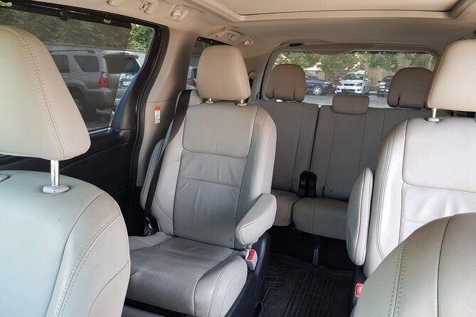 private-departure-transfer-from-tbilisi-hotel-to-tbilisi-airport