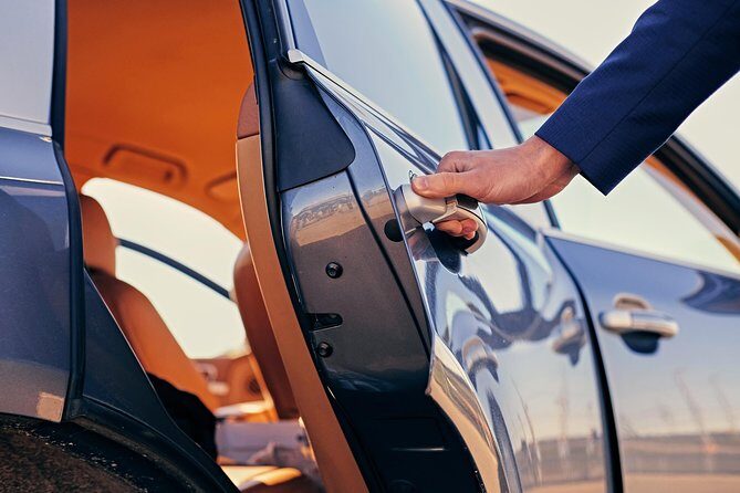 Private Departure Transfer: Hotel to Nice Airport - Introduction