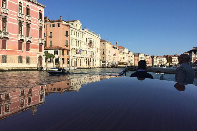 private-departure-transfer-water-taxi-transfer-from-venice-city-to-cruise-terminal