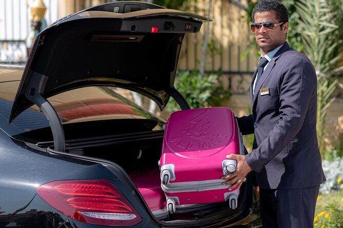 Private Departure Transportation from Dubai City to Dubai Airport - The Experience: From Booking to Drop-Off
