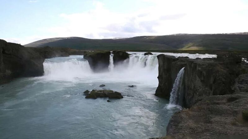 Private Diamond Circle Tour from Akureyri - The Sum Up