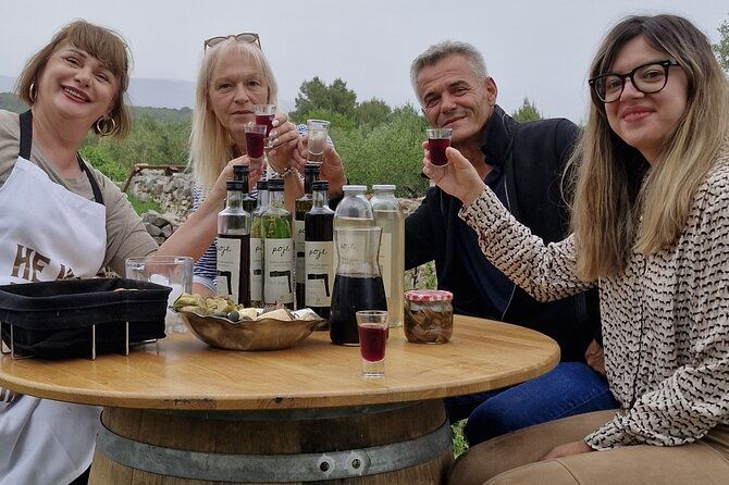 private-dinner-in-a-unesco-protected-family-field-near-stari-grad
