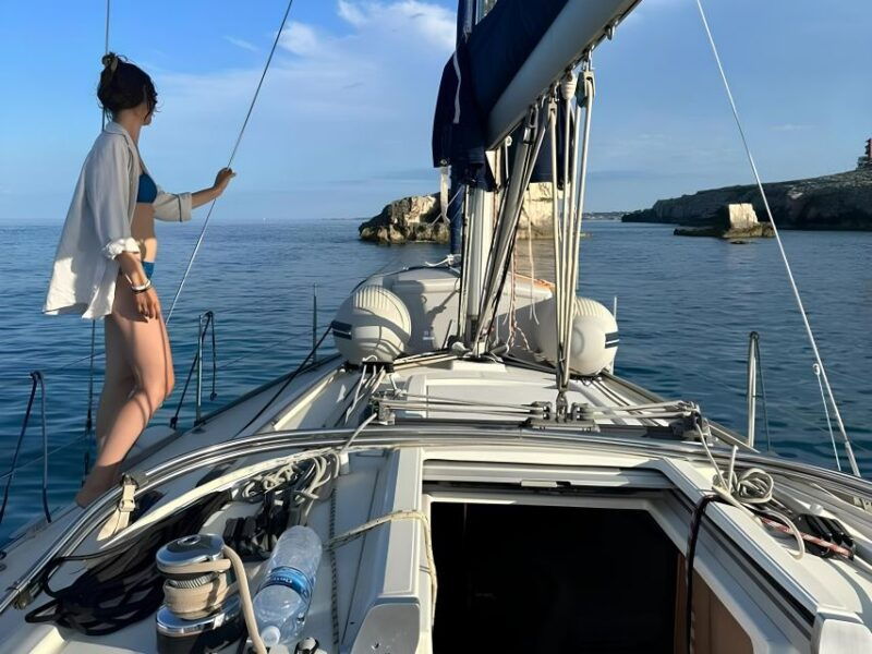 private-dinner-on-a-sailboat-in-taormina