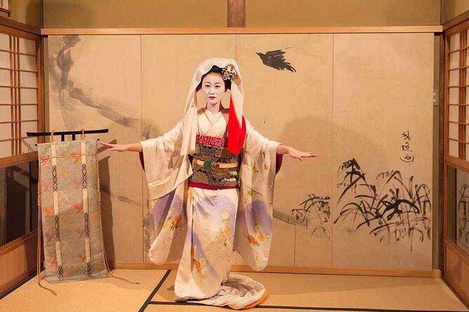 Private Dinner with Maiko and Geiko in Kyoto - Key Points