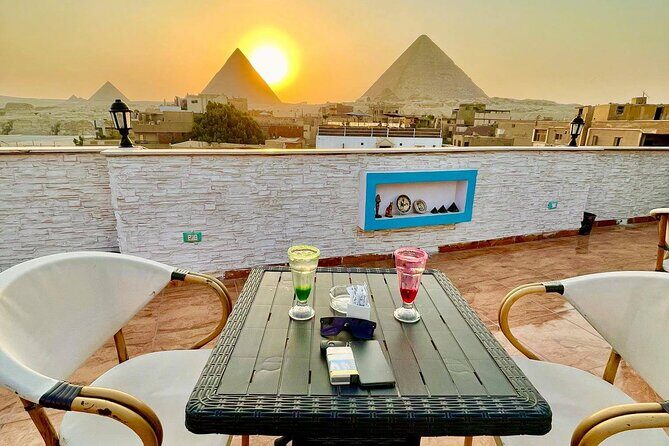 Private Dinner with Sound and Light Show in Nazlet El Samman - What to Expect from the Tour