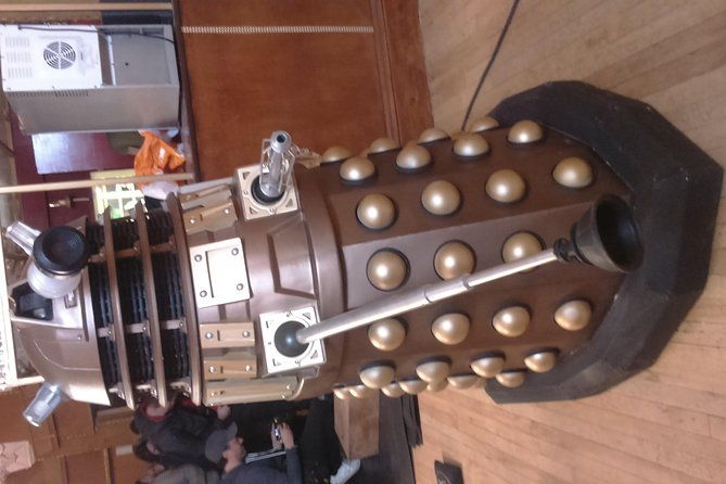 private-doctor-who-tour-of-cardiff-and-south-wales