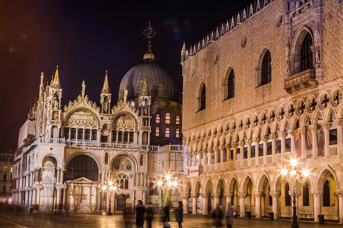 private-doges-palace-st-marks-basilica-after-hours-night-tour