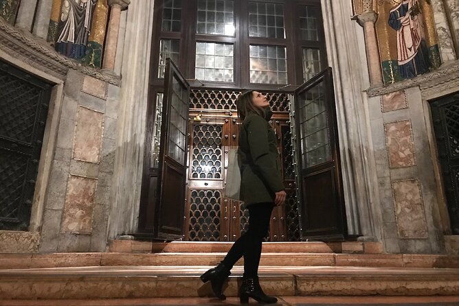 private-doges-palace-st-marks-basilica-after-hours-night-tour