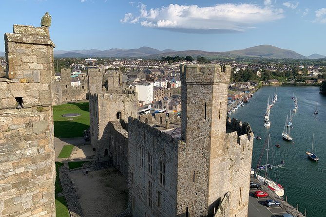 private-door-to-door-luxury-day-out-to-north-wales-for-up-to-6-guests