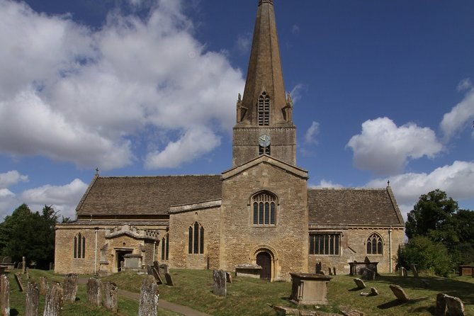 private-downton-abbey-tour-including-bampton-cogges-farm-and-highclere