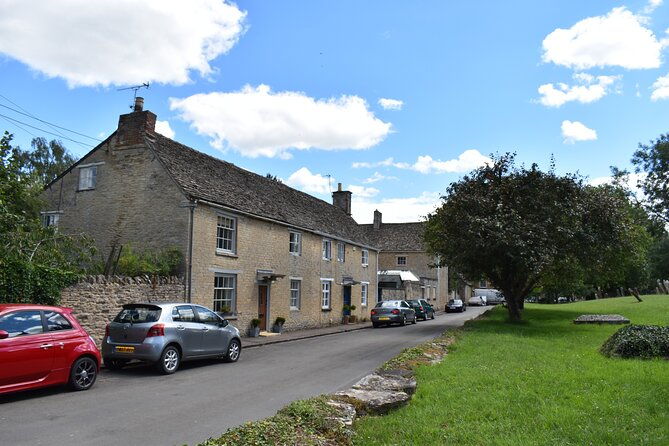 private-downton-abbey-tour-including-bampton-cogges-farm-and-highclere