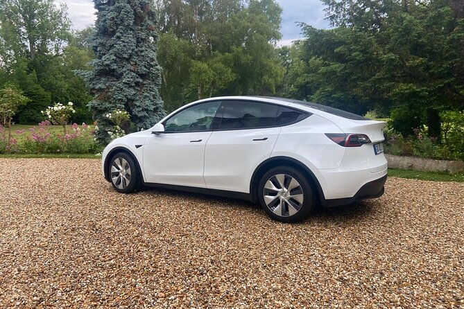 private-driver-between-paris-and-charles-de-gaulle-orly-airport