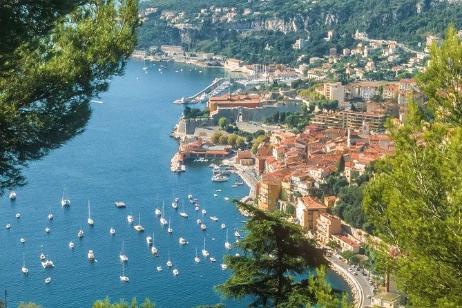 private-driver-guide-to-monaco-monte-carlo-and-eze-village