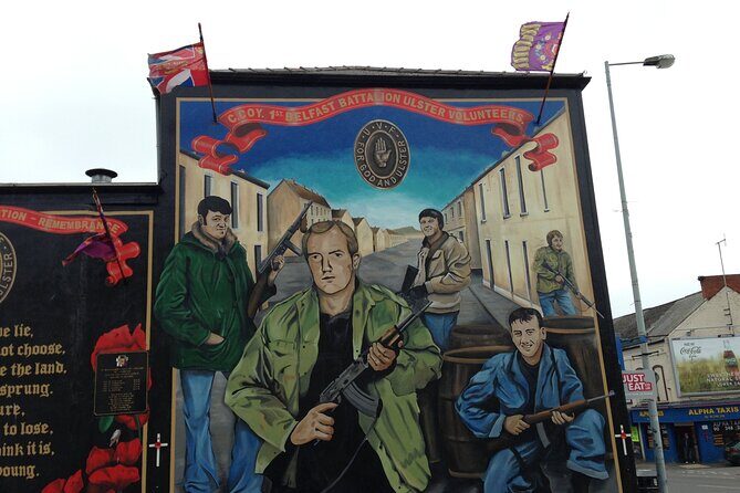 Private Driver Guided Day Tour of Belfast - Key Points: