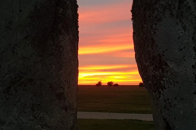 private-driver-guided-tour-stonehenge-windsor-castle-and-bath