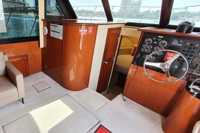 Private Dubai 2 Hours Luxury Yacht Charter with BBQ Option - FAQ
