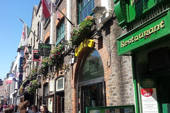 private-dublin-sights-and-pints-walking-tour-2