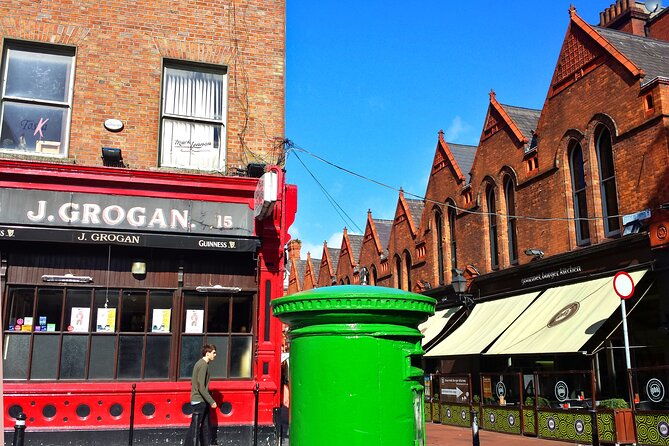 private-dublin-sights-and-pints-walking-tour-2