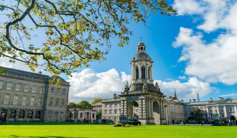 private-dublin-tour-with-trinity-college-old-library