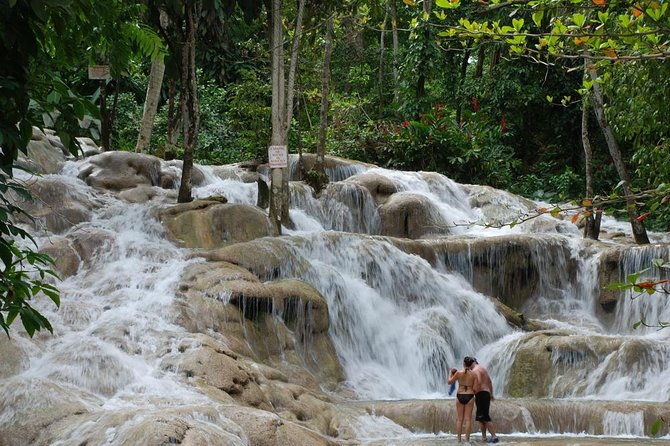 private-dunns-river-falls-blue-hole-secret-falls-w-entrance