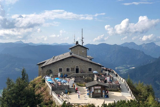 private-eagles-nest-and-hallstatt-tour-from-salzburg