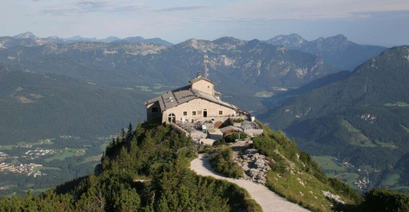 private-eagles-nest-and-salt-mines-tour-from-salzburg-3