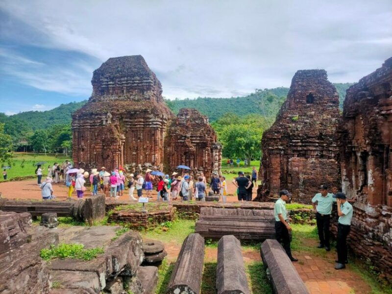 private-early-my-son-sanctuary-tour