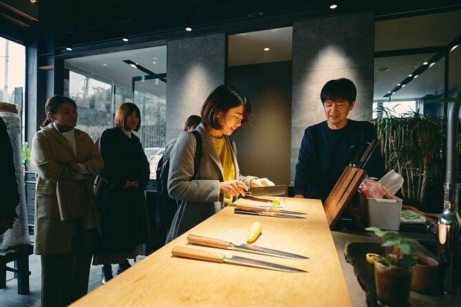 private-echizen-knife-making-factory-and-walking-tour