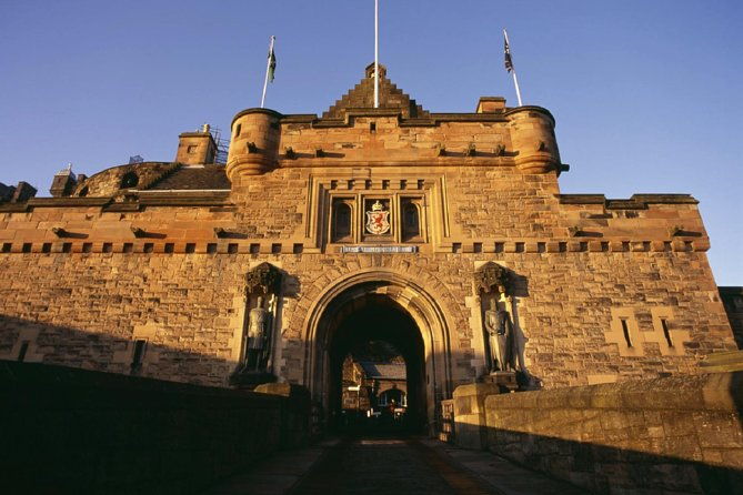 private-edinburgh-castle-tour-2
