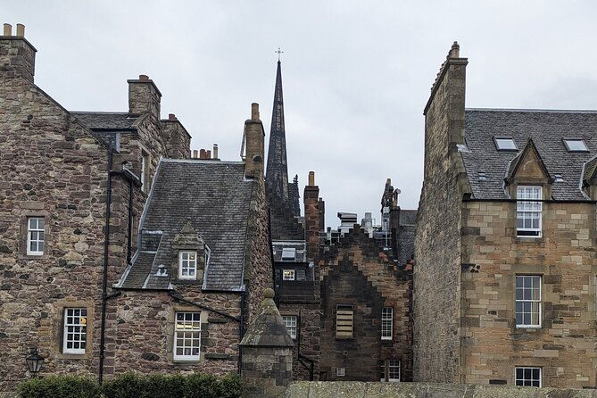 private-edinburgh-old-town-and-royal-mile-walking-tour