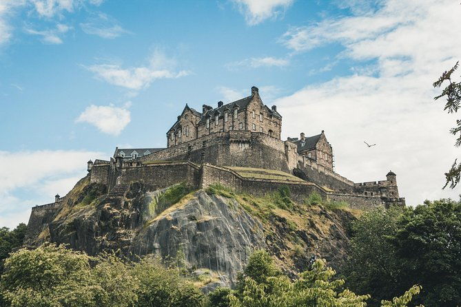 private-edinburgh-tour-for-families-with-a-local-100-personalized