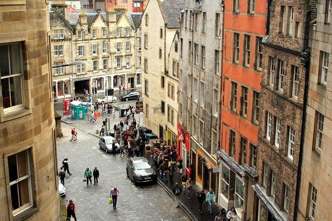 private-edinburgh-tour-for-families-with-a-local-100-personalized