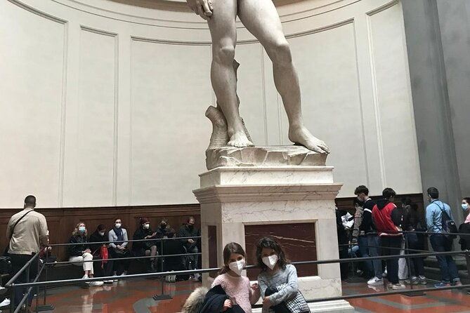 private-educational-and-guided-custom-tours-by-walk-and-by-confortable-m-b-van