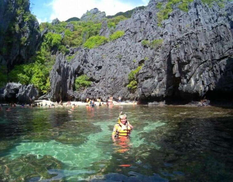private-el-nido-shrine-beach-escapade-all-inclusive-tour