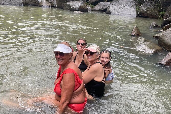 private-el-yunque-rainforest-rockslides-and-luquillo-beach-tour