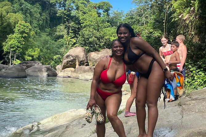 private-el-yunque-rainforest-rockslides-and-luquillo-beach-tour