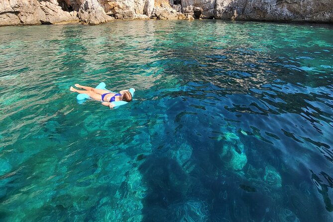 private-elaphiti-islands-tailor-made-boat-tour-4h-all-inclusive