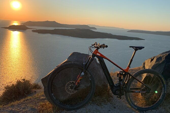 private-electric-mountain-bike-experience-and-tour-in-santorini-2