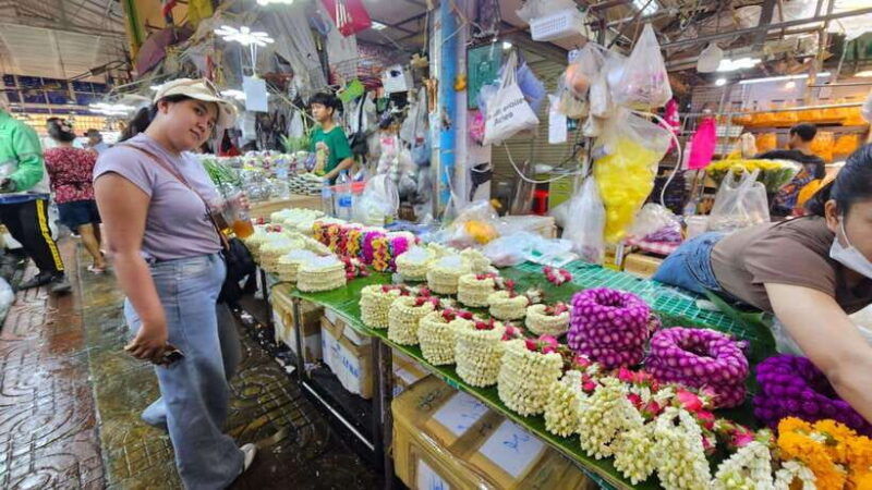 private-electric-tuk-tuk-tour-bangkok-walking-food-tour