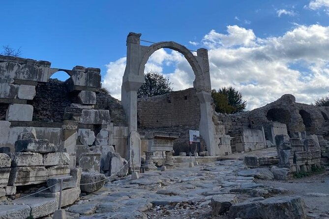 private-ephesus-and-artemis-temple-half-day-tour-on-time-return-3