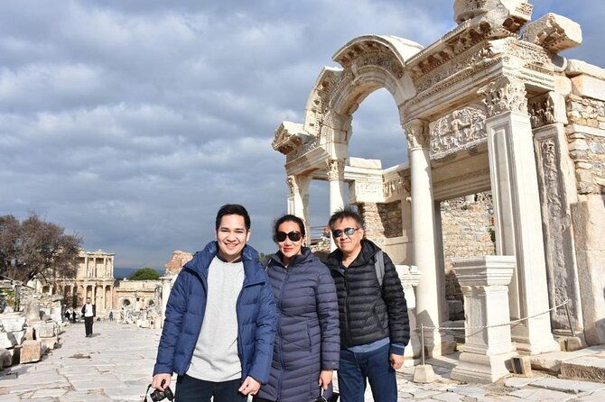 private-ephesus-guide-and-driver-tour-from-kusadasi-port