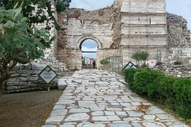 private-ephesus-guide-and-driver-tour-from-kusadasi-port
