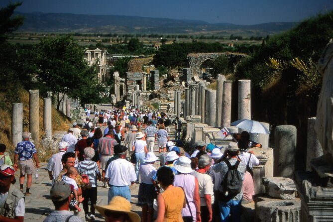 Private Ephesus Tour & Turkish Bath Hamam Experience in Kusadasi - Cultural Stop in Selcuk