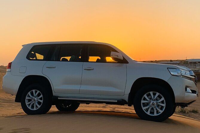 Private Evening Desert Safari Dubai 4×4 Vehicle with BBQ Dinner - Key Points