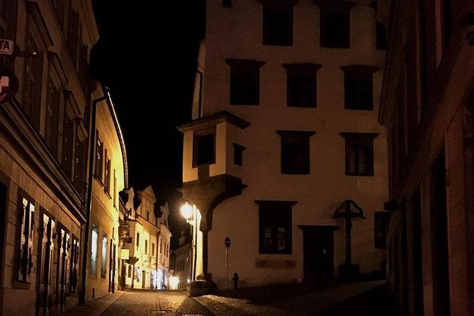 private-evening-tour-cesky-krumlov-old-town-and-castle-area