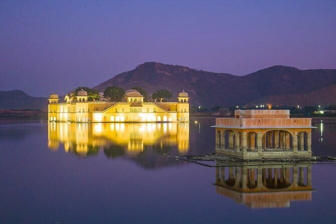 Private Evening Tour of Jaipur City - Itemized Breakdown of the Itinerary