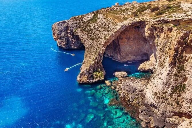 private-exclusive-4-hour-excursion-around-malta-2