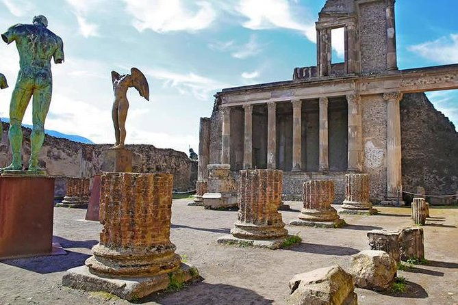 private-excursion-to-pompeii-and-amalfi-coast-from-naples-cruise-port-or-hotel