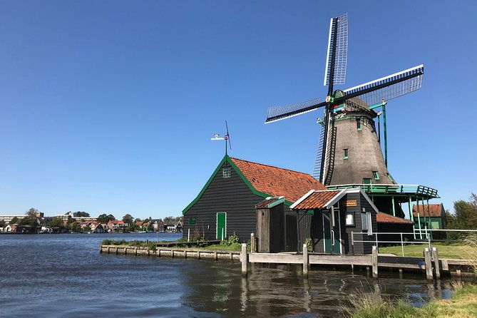 private-excursion-to-zaanse-schans-edam-volendam-and-marken